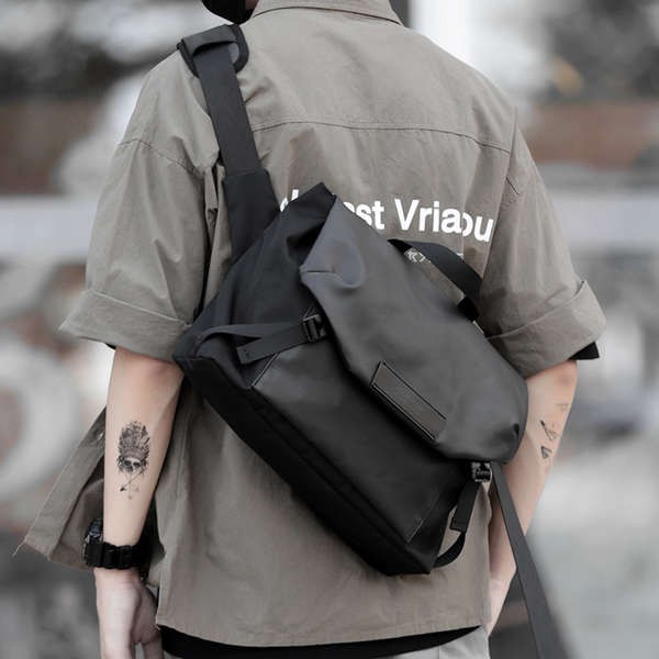 The Gaslight Anthe Large Capacity Messenger Bag Shoulder Bag Simple Fashion Personality