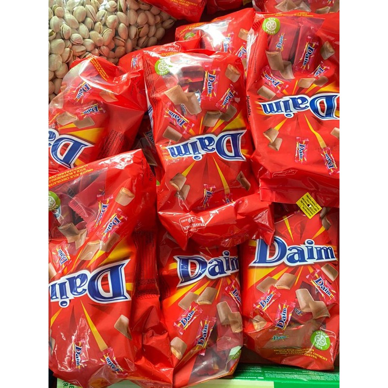 Shop Malaysia Ready Stock Chocolate Daim Daim Chocolate 280gm 39 Minis Exp 10 10 2021 Shopee Singapore