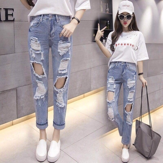 Image of HANCHAO ▲ Ripped jeans women's loose Capris Korean version high waist B.2017