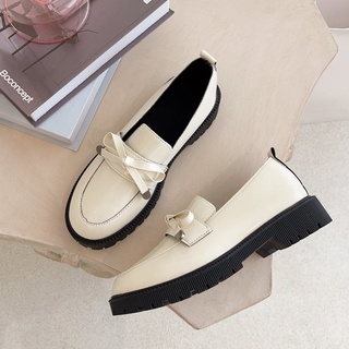 Image of Women's Sneakers Casual Flat Shoes Classic Design Lady Round toe Lace up Fashion Casual Shoe
