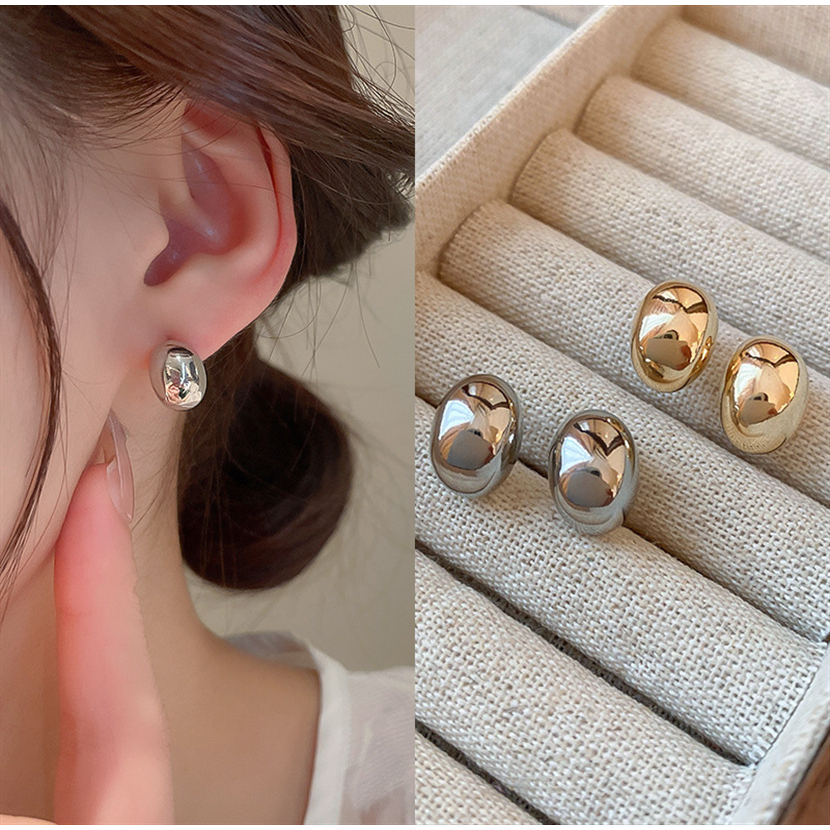 Gold/Silver Pearl Stud Earrings Earrings Ear Studs for Daily Wear Women Girls