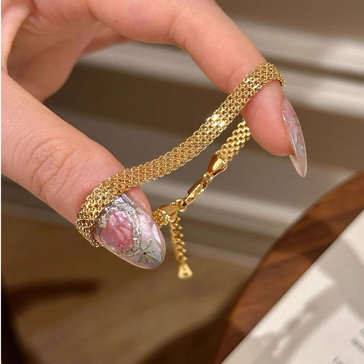 Stok sa Lokal✨Titanium Steel Does Not Fade!Braided Gold Strap Bracelet Women New Retro Light Luxury