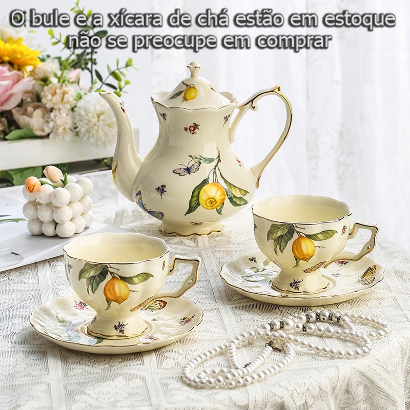 Xícaras da Tânia Bulhões