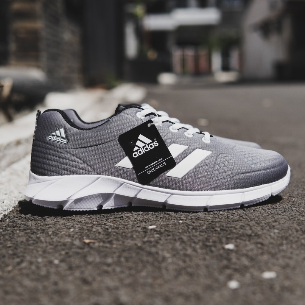 cheap men's sneakers