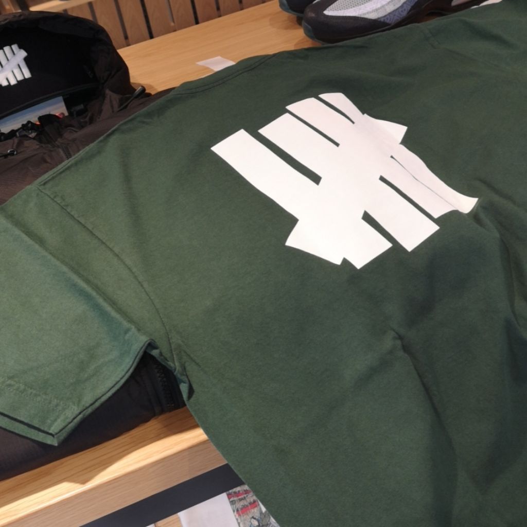 UNDEFEATED - JAPAN LIMITED ITEM UNDEFEATED WORK PANTの+