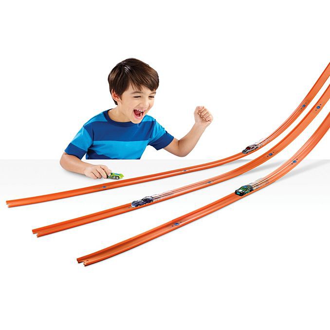 hot wheels car & mega track pack