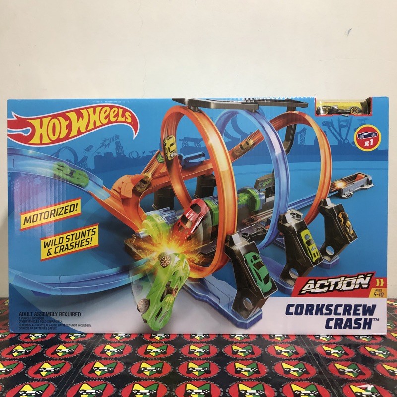 corkscrew crash track set