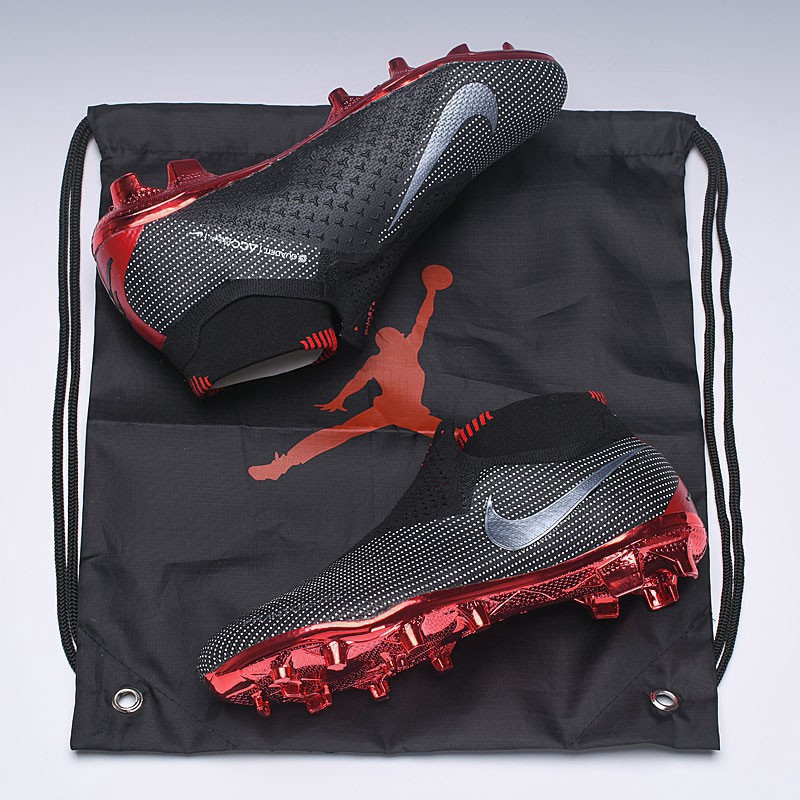 Nike Youth Phantom Vision Academy DF Multi Gound Cleats .