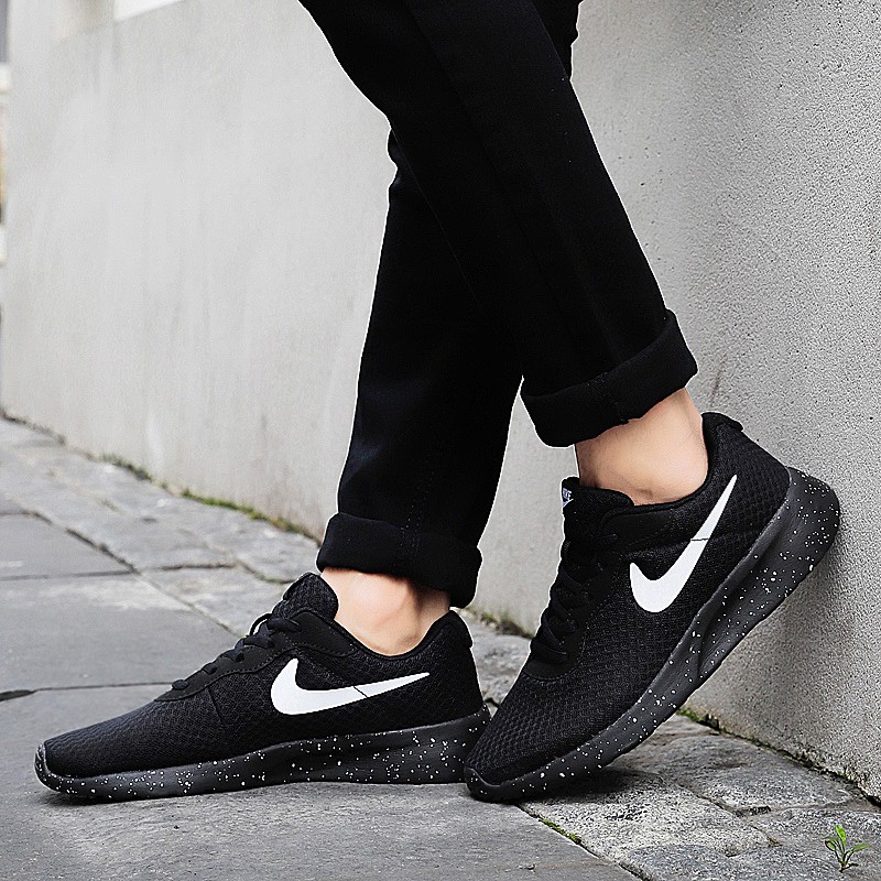 nike roshe run one black