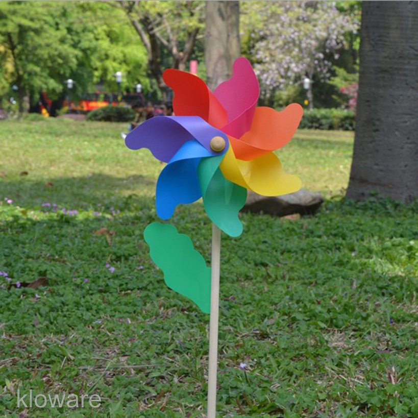 - Party Favors Plastic Pinwheels Educational Wind Spinners 36 Pcs Gifts for Kids Pack of 36 Tsocent 4 Colors Mixed Pinwheels Outdoor Decorational Pinwheels Windmill for Yard and Garden 