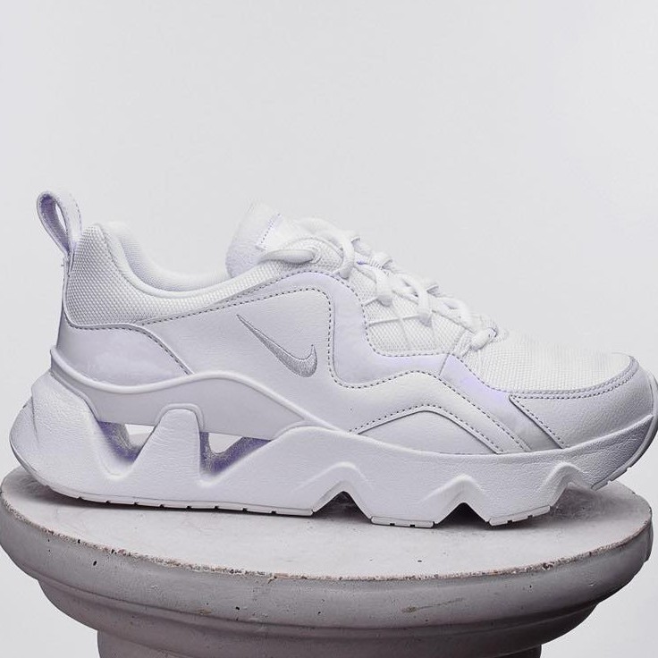 nike ryz 365 white purple