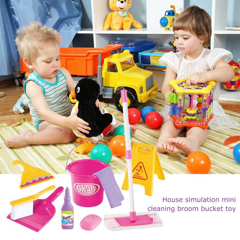 role play cleaning set