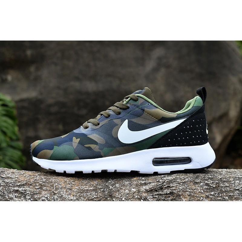 nike tavas 2