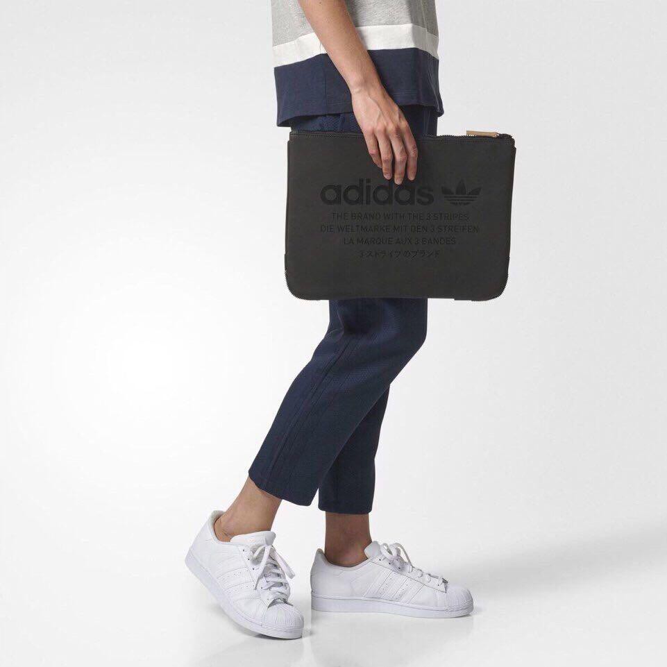 adidas sleeve bag