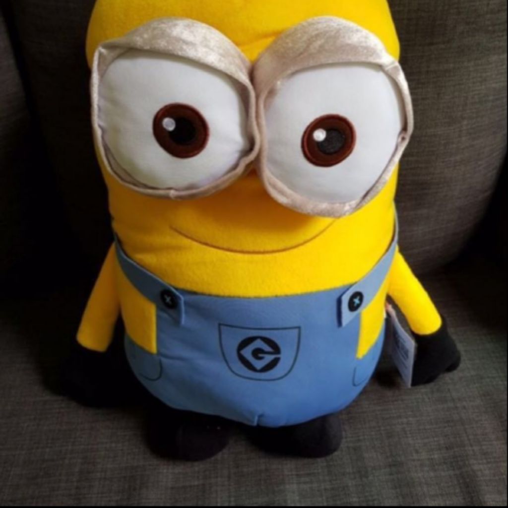 jumbo minion plush