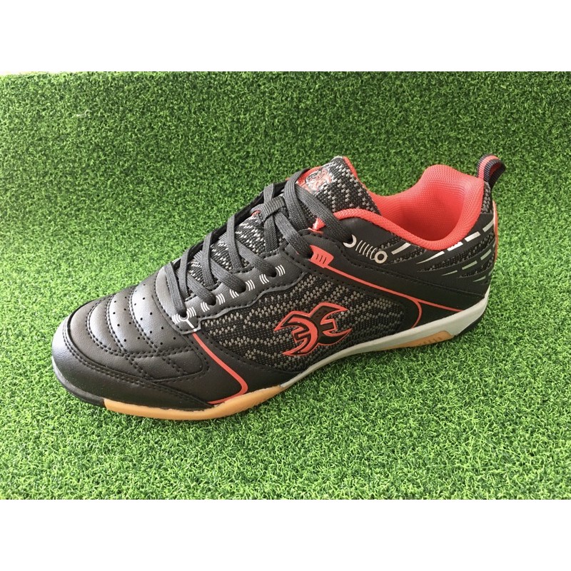 eutag futsal shoes