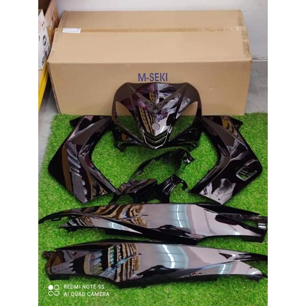 Yamaha Lc135 V1 Body Cover Set M Seki Black Blue Red Good Quality 100 Shopee Singapore