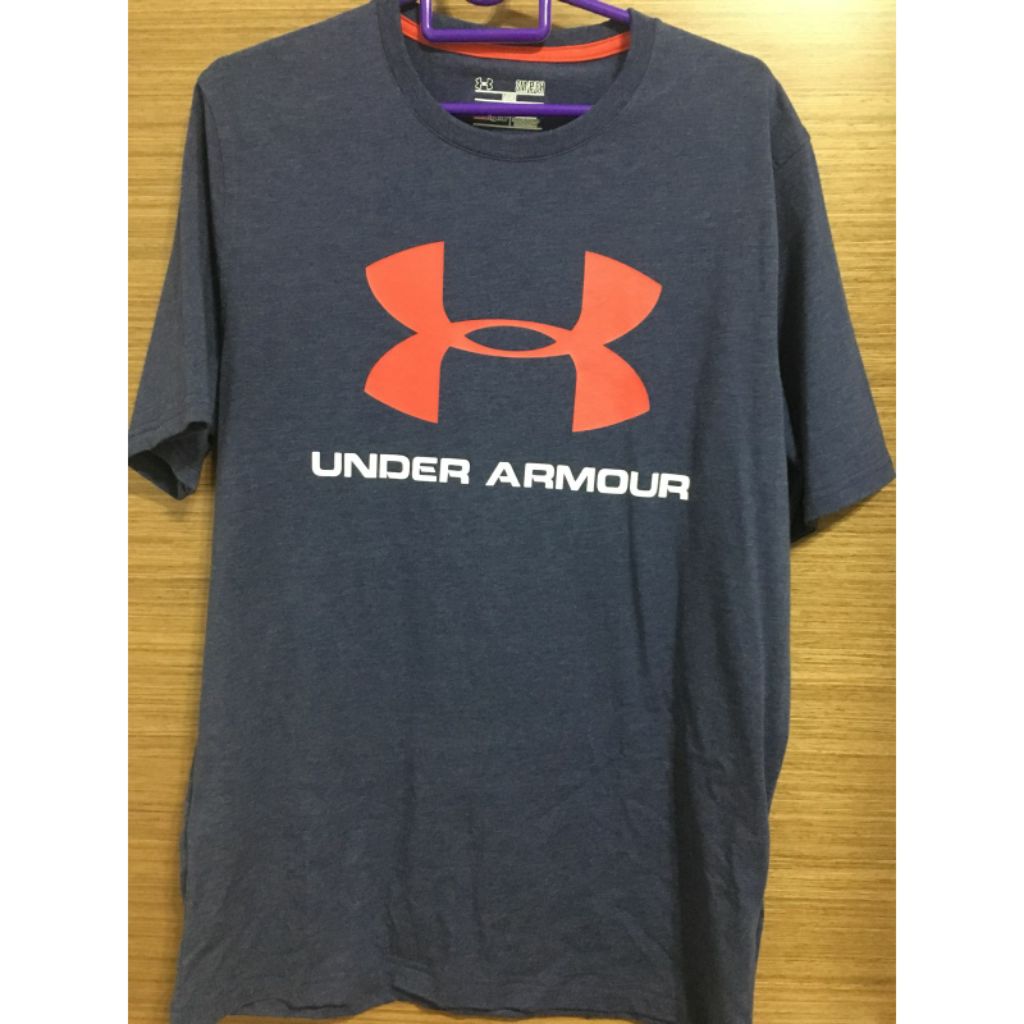 under armor t shirt