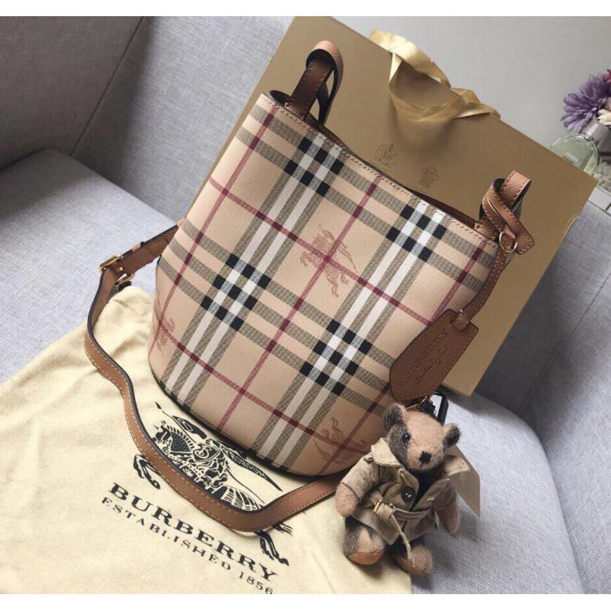 burberry classic handbags