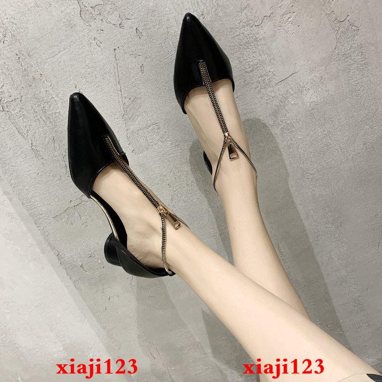pointed heeled sandals