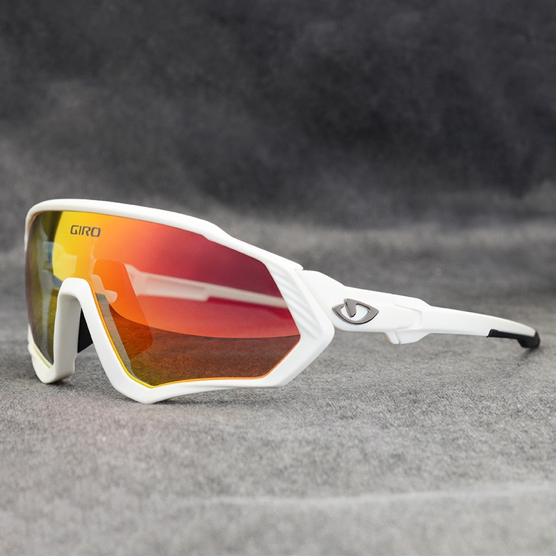 photochromic cycling glasses