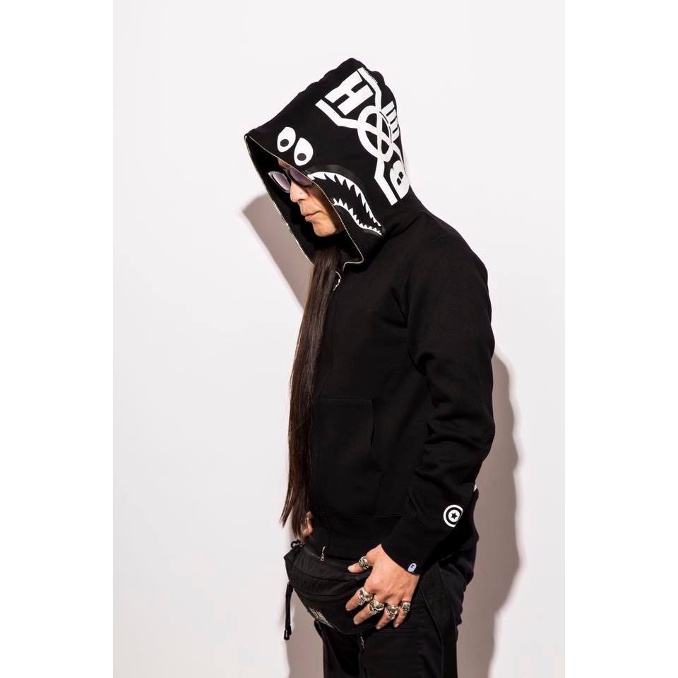 bape bounty hunter hoodie