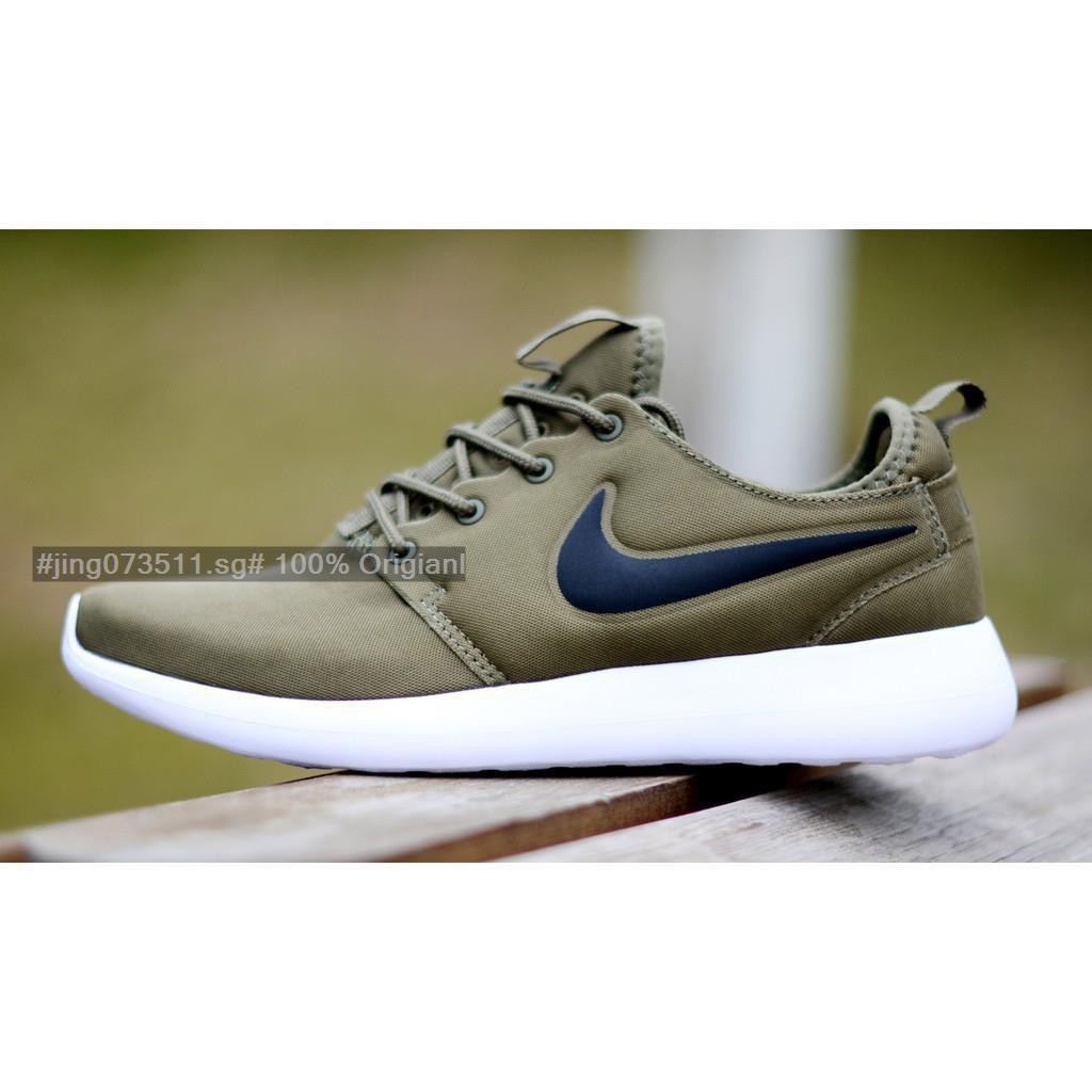 nike roshe army green