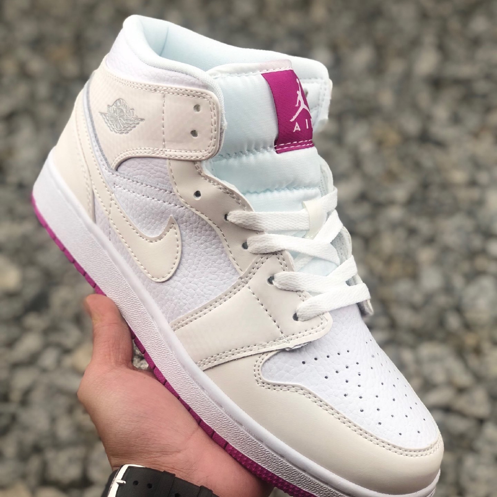 Nike Air Jordan 1 AJ1 Mid “Chameleon” Women�s basketball