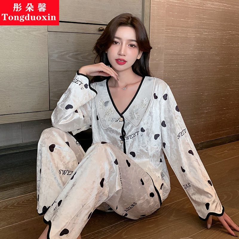 leisure suit for ladies