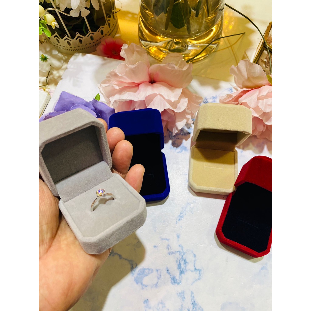 [Singapore Seller] Ring Box for Engagement Ring, Proposal Ring, Diamond Ring with Velvet Texture Design