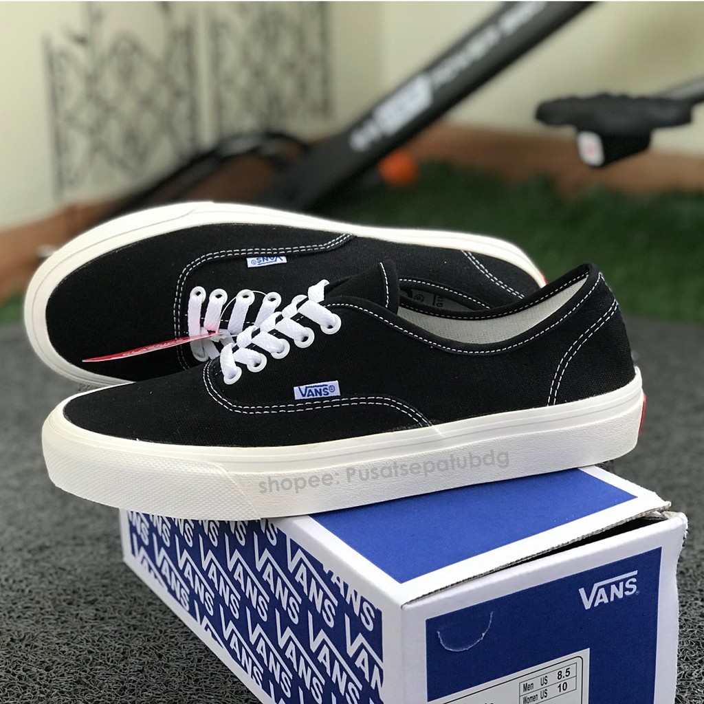 authentic vans black white