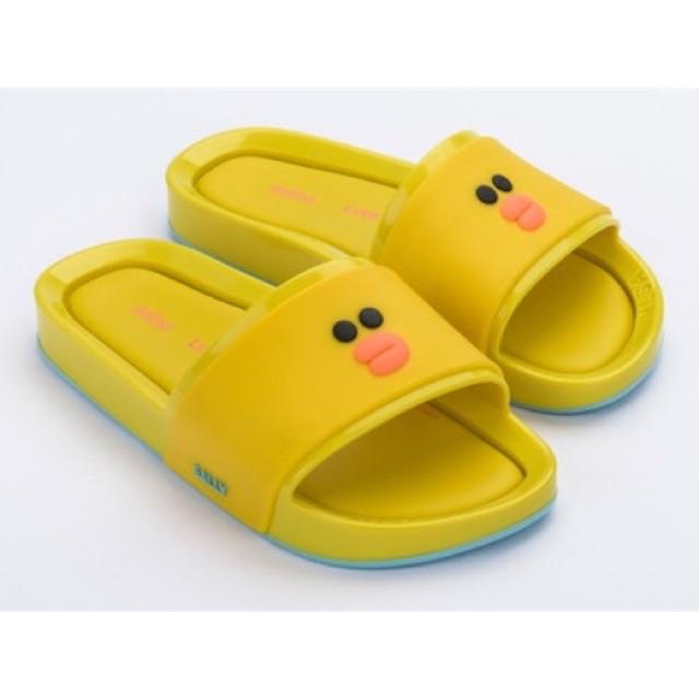 line friends sandals