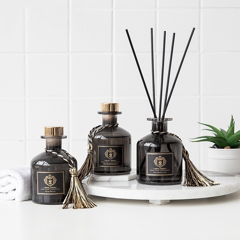 Premium Aroma reeds diffuser 50ml flowers reeds black/white bottle