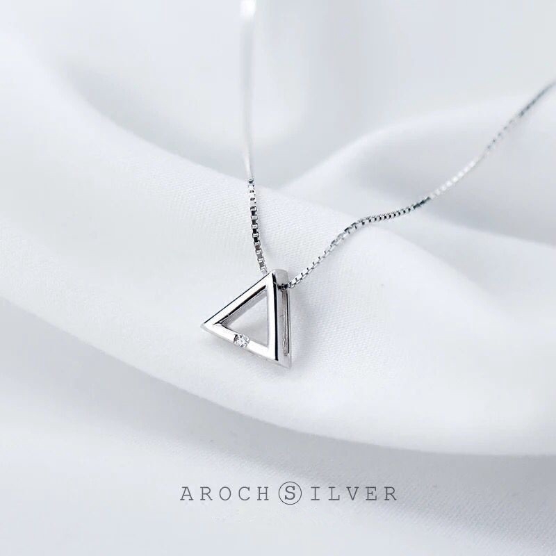 S925 Silver Triangle Necklace