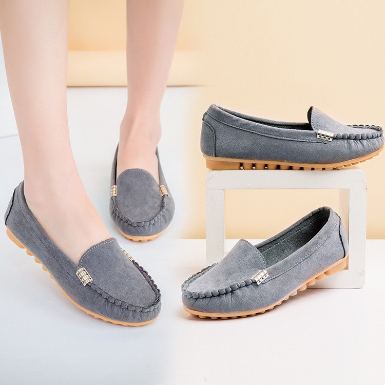 female flat shoes