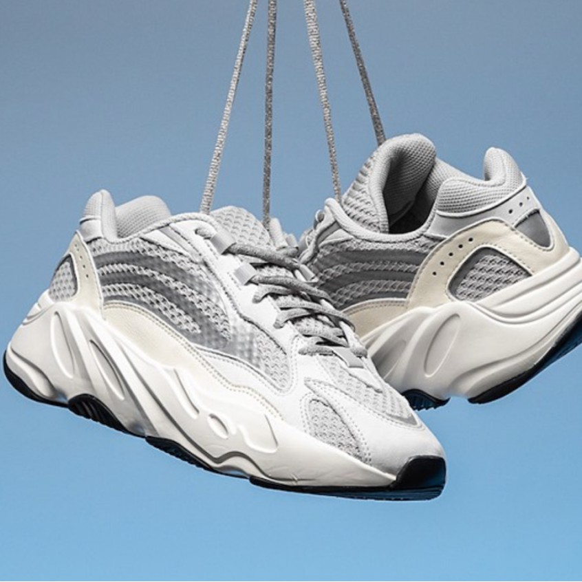 yeezy boost 700 v2 static