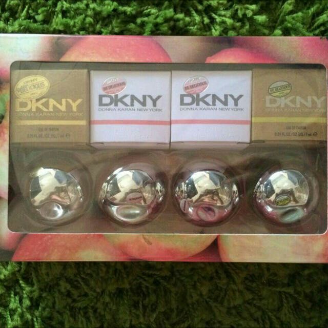 dkny perfume travel set