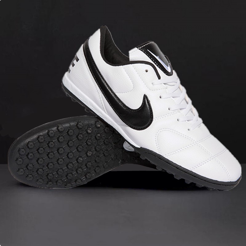 nike sports shoes football