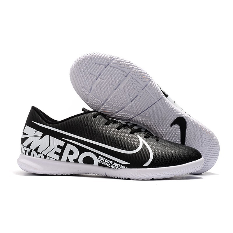 nike flat sneakers