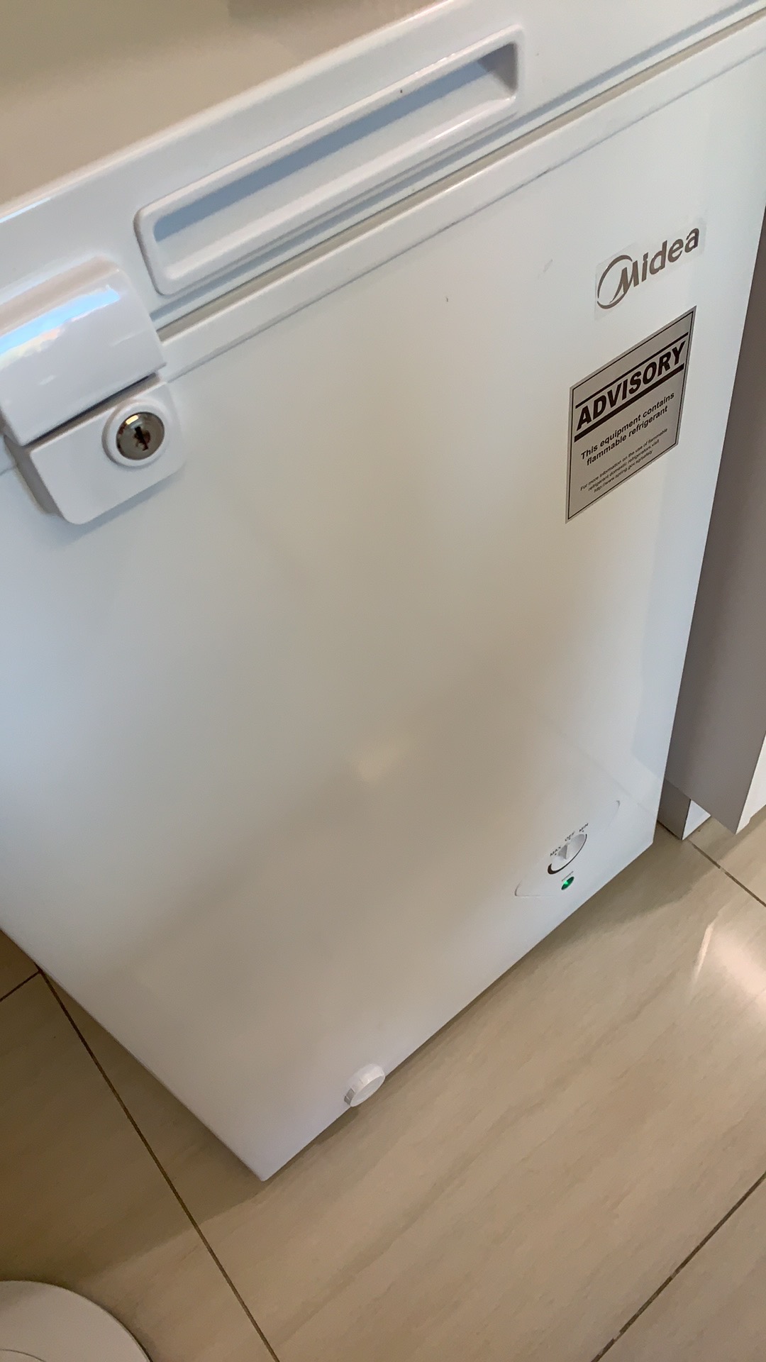 MIDEA 60/99/142/198L CHEST FREEZER [MCF61W/MDRC152FZG01/MDRC207FZG01