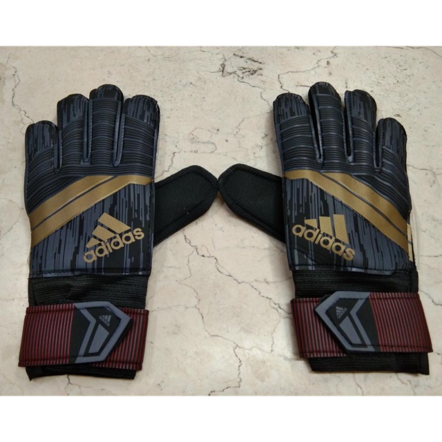 adidas predator junior goalkeeper gloves