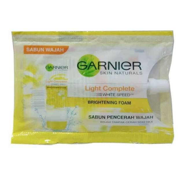 garnier light complete white speed brightening foam