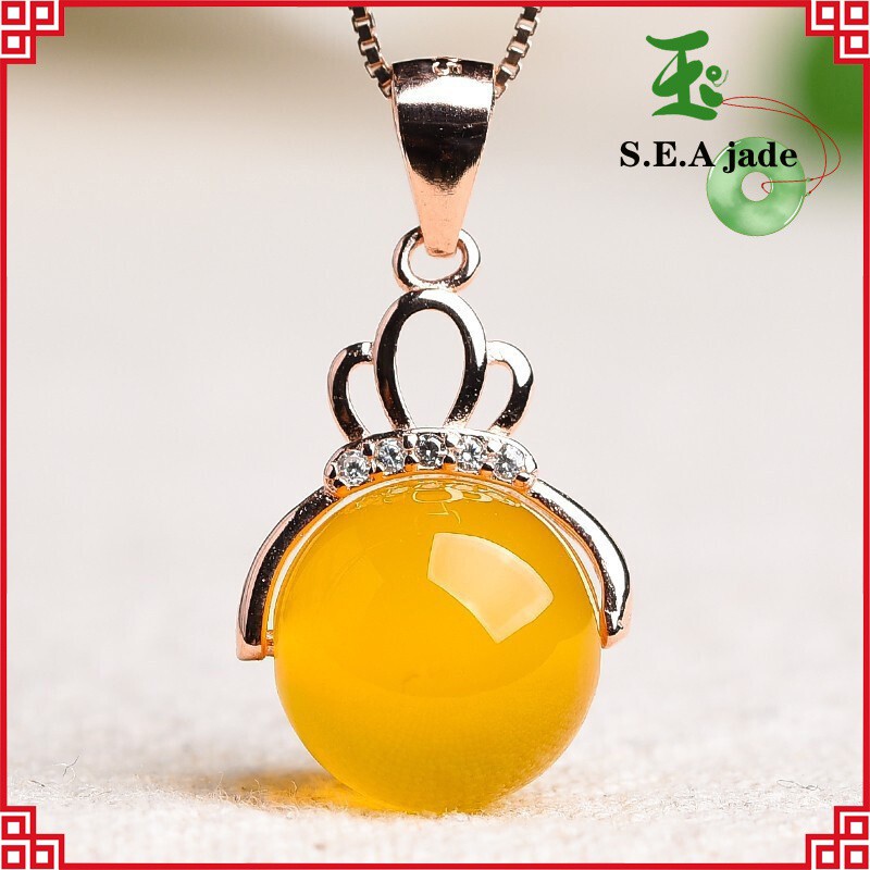 Natural jade agate Natural Stone Hello Kitty Pendant jewellery Lucky Amulet 