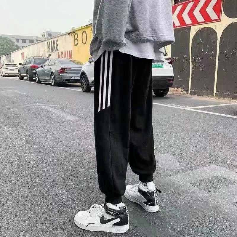 sweatpants oversized