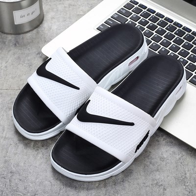 nike sandals with cushion