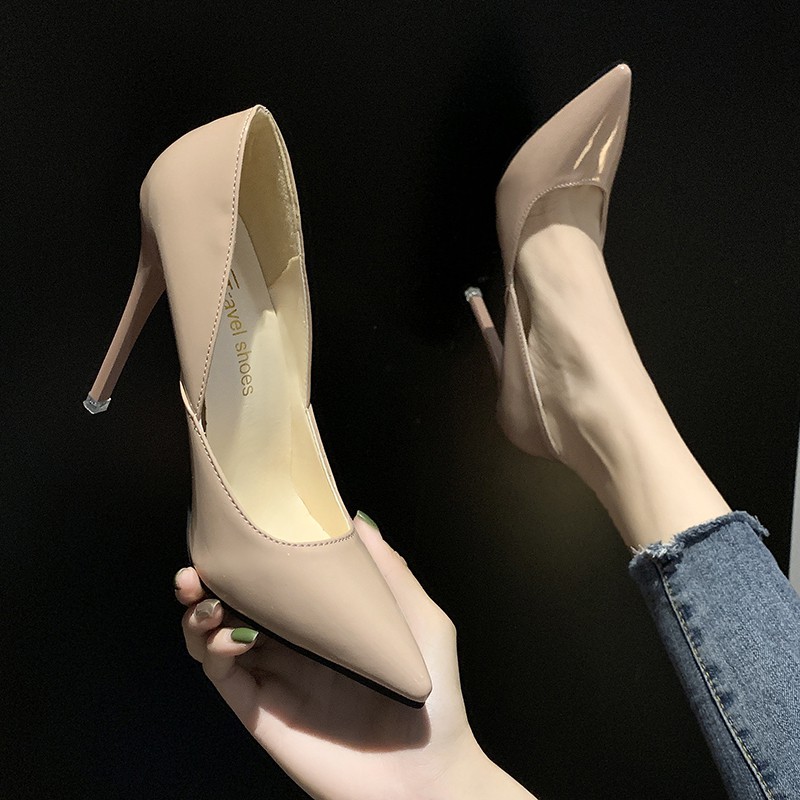 nude pointed heels