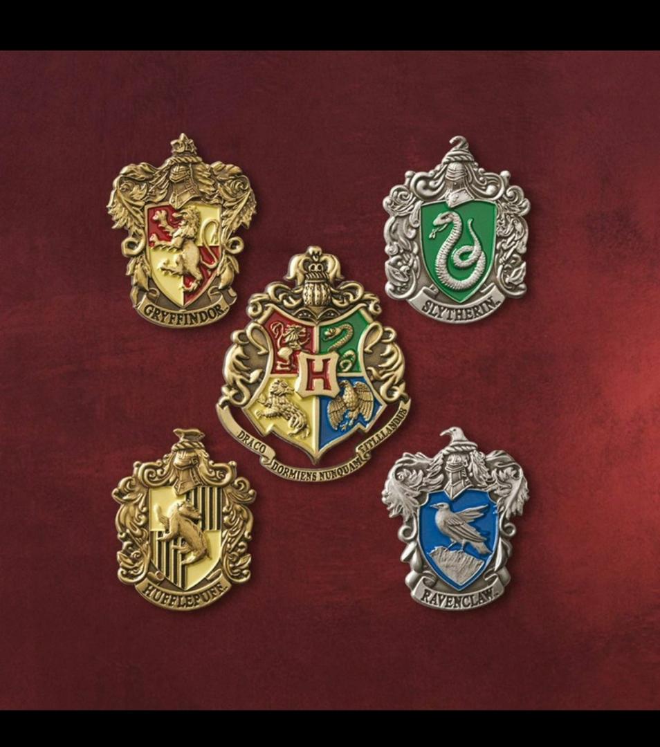 Harry Potter Arthur Price Metal Pin Badge Hogwarts 5031719356206 