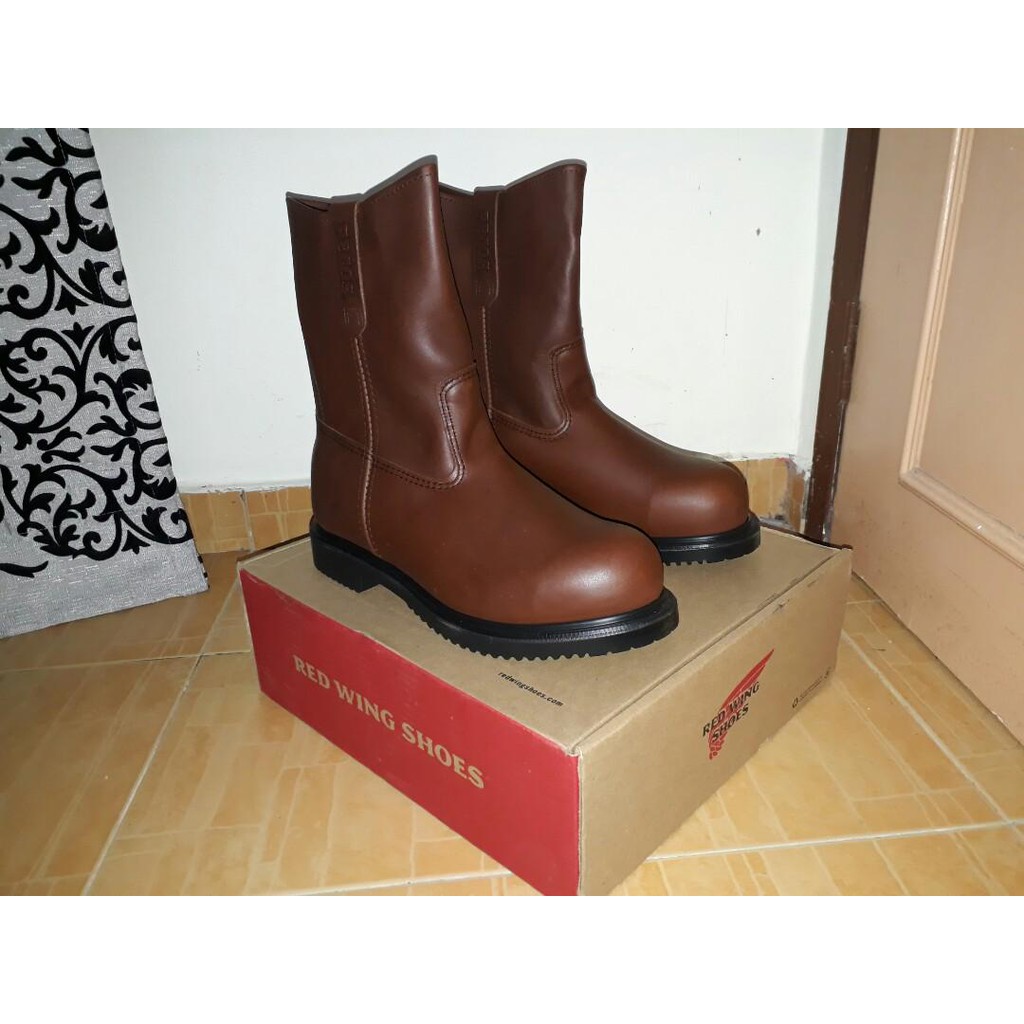 Red wing pecos hot sale 8241 price