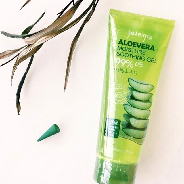 farmstay moisture soothing gel aloevera