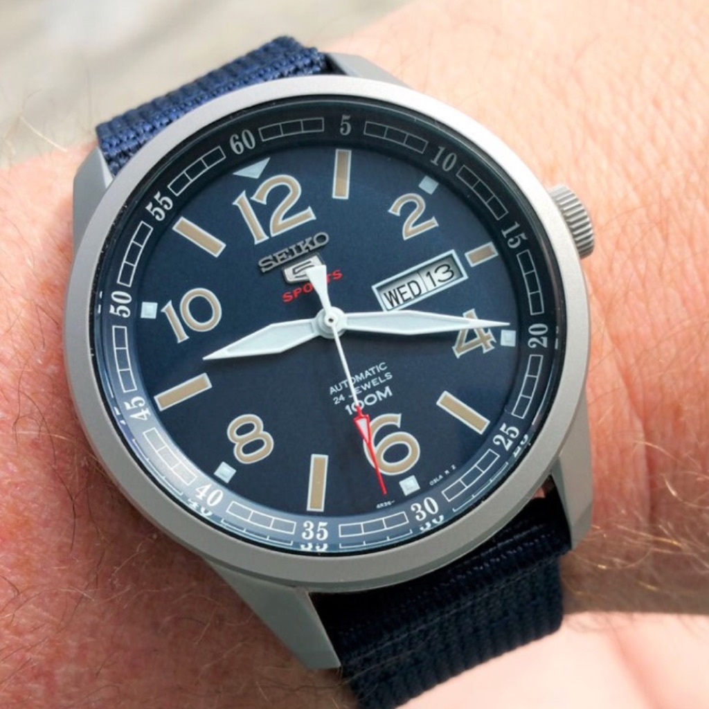 seiko 5 sport military